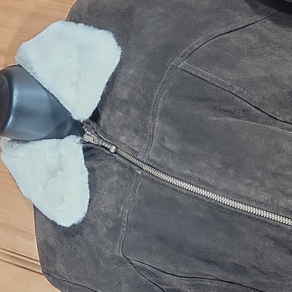 NWOT Wilson's Suede Leather Ranchers Jacket w/ Faux Fur - Picture 4 of 16